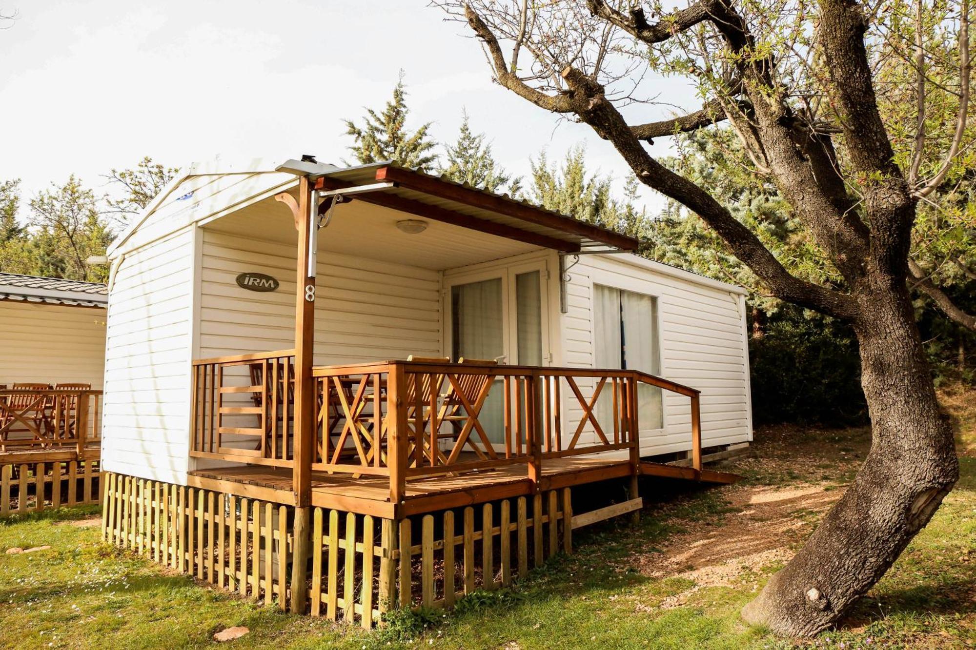 Camping Castillo De Loarre Eksteriør billede