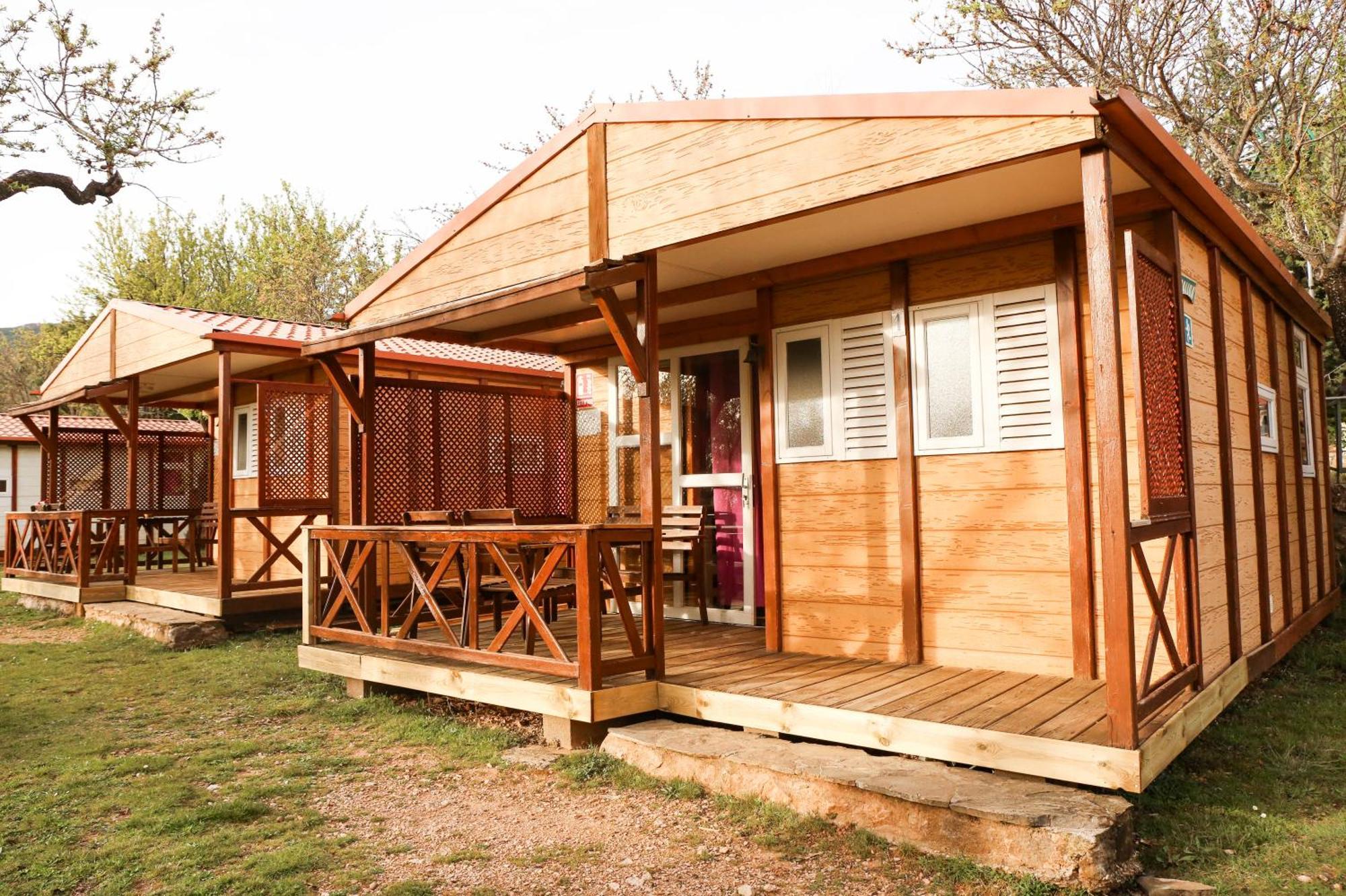 Camping Castillo De Loarre Eksteriør billede
